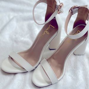 Lulu White heel